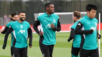 Liverpool feel pressure to end 'crisis' run, Man City test Bournemouth limits Liverpool feel pressure to end 'crisis' run, Man City test Bournemouth limits