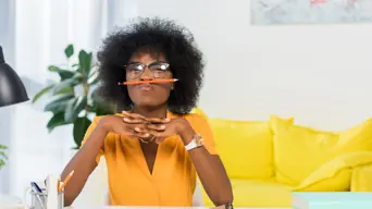 Need extra cash? Tips to get your holiday side hustle started Need extra cash? Tips to get your holiday side hustle started