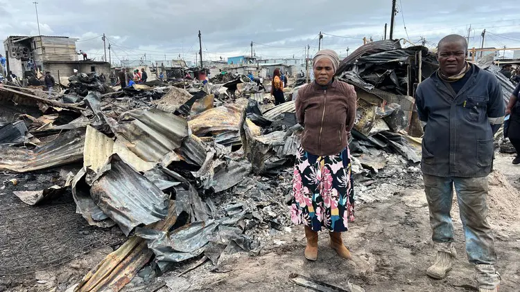 Zolile Qyana and his wife Mary are among over 200 victims who lost almost everything they owned in the fire. Picture: Peter Luhanga/GroundUp Zolile Qyana and his wife Mary are among over 200 victims who lost almost everything they owned in the fire. Picture: Peter Luhanga/GroundUp