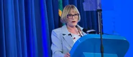Zille pledges to attract 200k jobs to Joburg if elected mayor Zille pledges to attract 200k jobs to Joburg if elected mayor