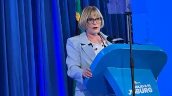 Zille pledges to attract 200k jobs to Joburg if elected mayor Zille pledges to attract 200k jobs to Joburg if elected mayor