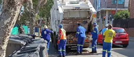 Pikitup 'oversight' causes delays as new service providers learn routes Pikitup 'oversight' causes delays as new service providers learn routes