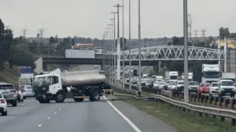 N1 South freeway reopens after tanker crashes near Maraisburg N1 South freeway reopens after tanker crashes near Maraisburg