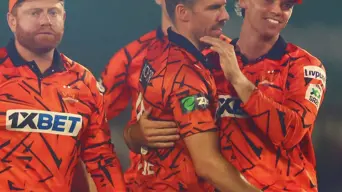 Paarl Royals suffer heavy defeat to Sunrisers Eastern Cape in their SA20 opener Paarl Royals suffer heavy defeat to Sunrisers Eastern Cape in their SA20 opener