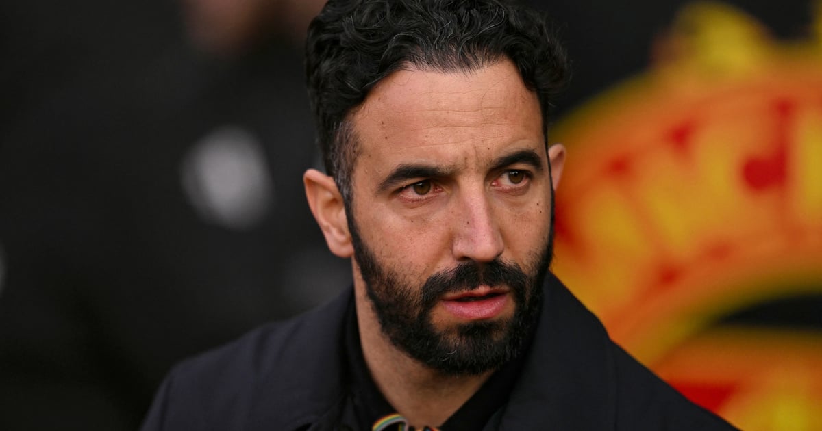 Man Utd suffer shock League Cup exit to fourth-tier Grimsby