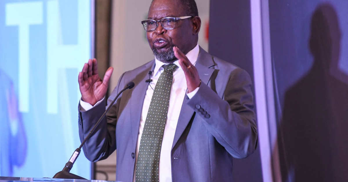 DA presents budget proposal, calls for zero tax increases