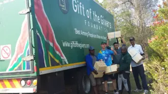 Gift of the Givers, local volunteers reestablish Knysna honeybee population after 2017 fires Gift of the Givers, local volunteers reestablish Knysna honeybee population after 2017 fires
