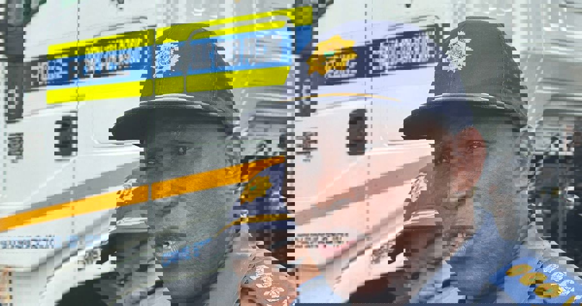 Patekile confirms army deployment to Cape Flats to tackle gang violence