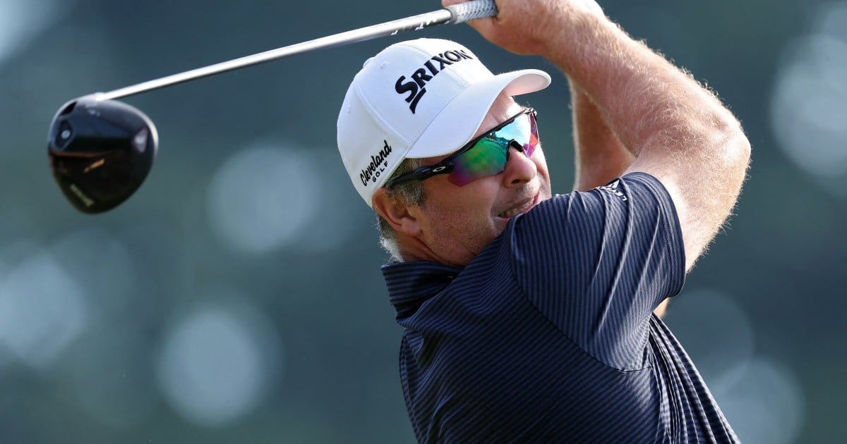 Fox equals major record in sensational third round at Royal Birkdale