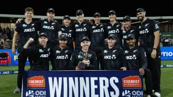 New Zealand hammer Pakistan by 43 runs to sweep ODI series 3-0 New Zealand hammer Pakistan by 43 runs to sweep ODI series 3-0