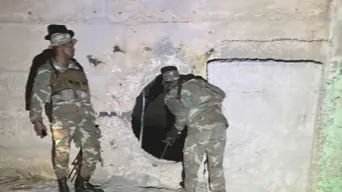 SANDF member shoots and kills 2 colleagues before turning gun on himself SANDF member shoots and kills 2 colleagues before turning gun on himself