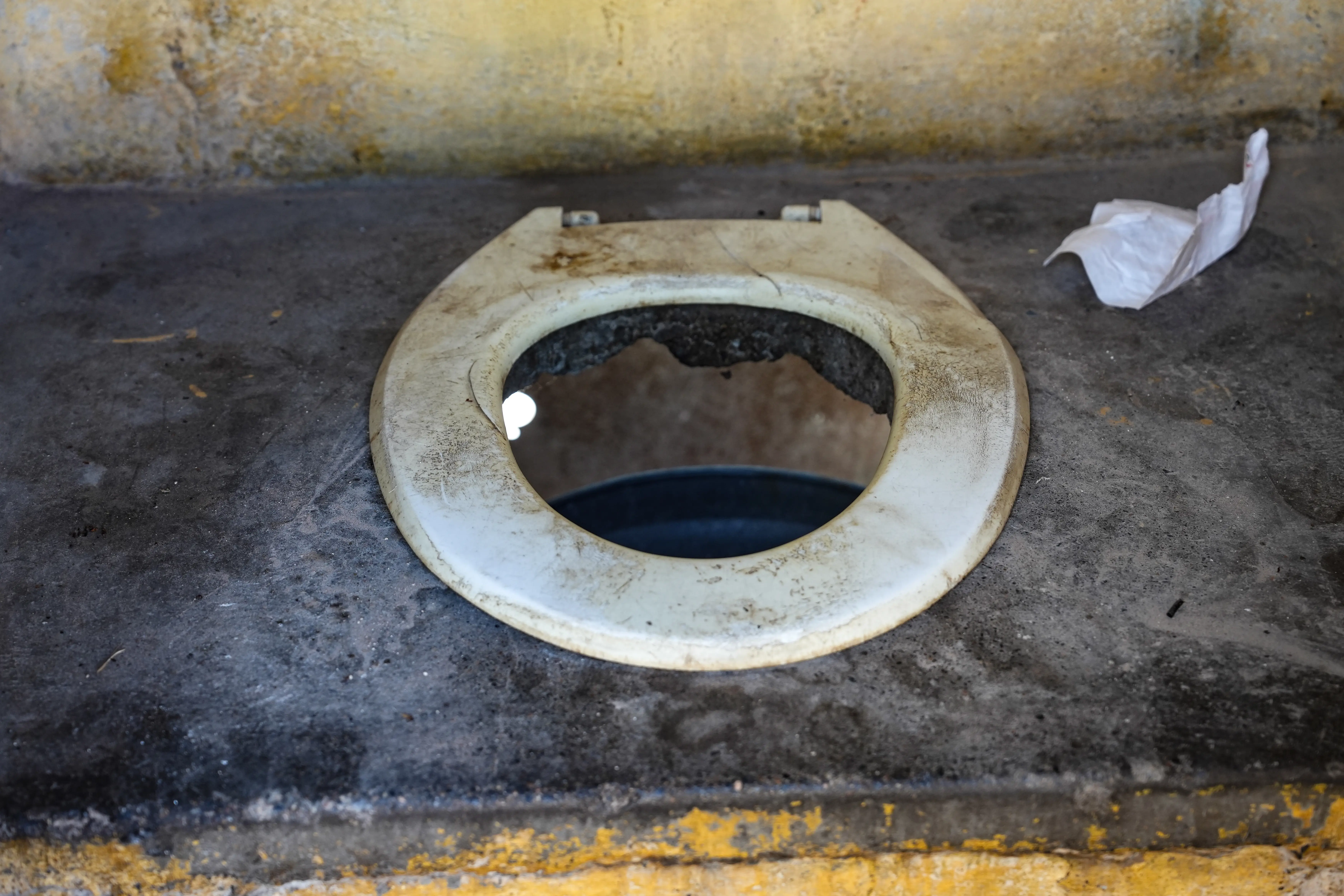 A close-up of a typical 'toilet' in Campbell, Northern Cape. Picture: Kayleen Morgan/Eyewitness News A close-up of a typical 'toilet' in Campbell, Northern Cape. Picture: Kayleen Morgan/Eyewitness News