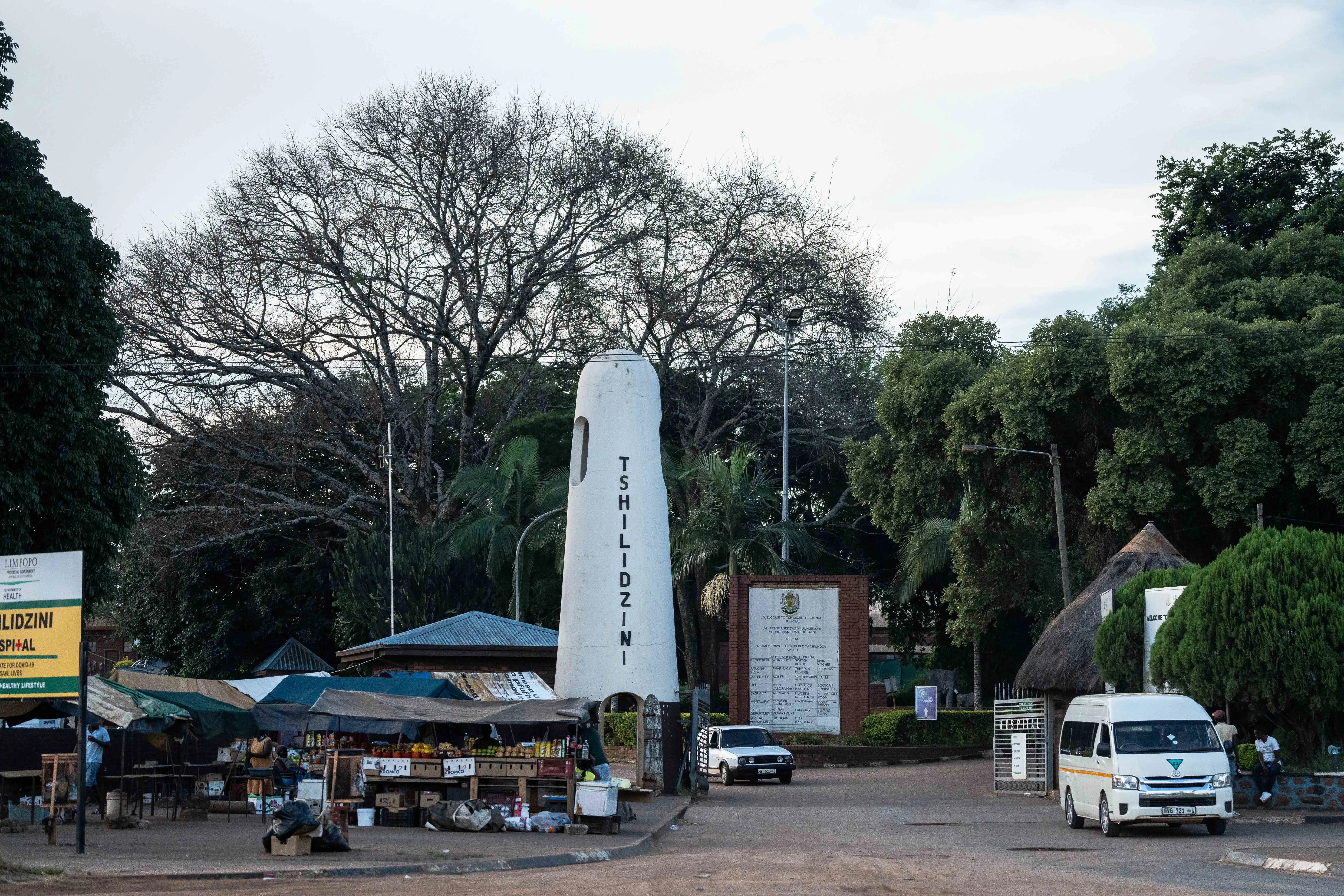 Hospitals and clinics in Vhembe, Limpopo have been severely affected by the country's energy crisis - while some are battling a dire shortage of water. Eyewitness News takes a look at the failing healthcare system in the district. Hospitals and clinics in Vhembe, Limpopo have been severely affected by the country's energy crisis - while some are battling a dire shortage of water. Eyewitness News takes a look at the failing healthcare system in the district.