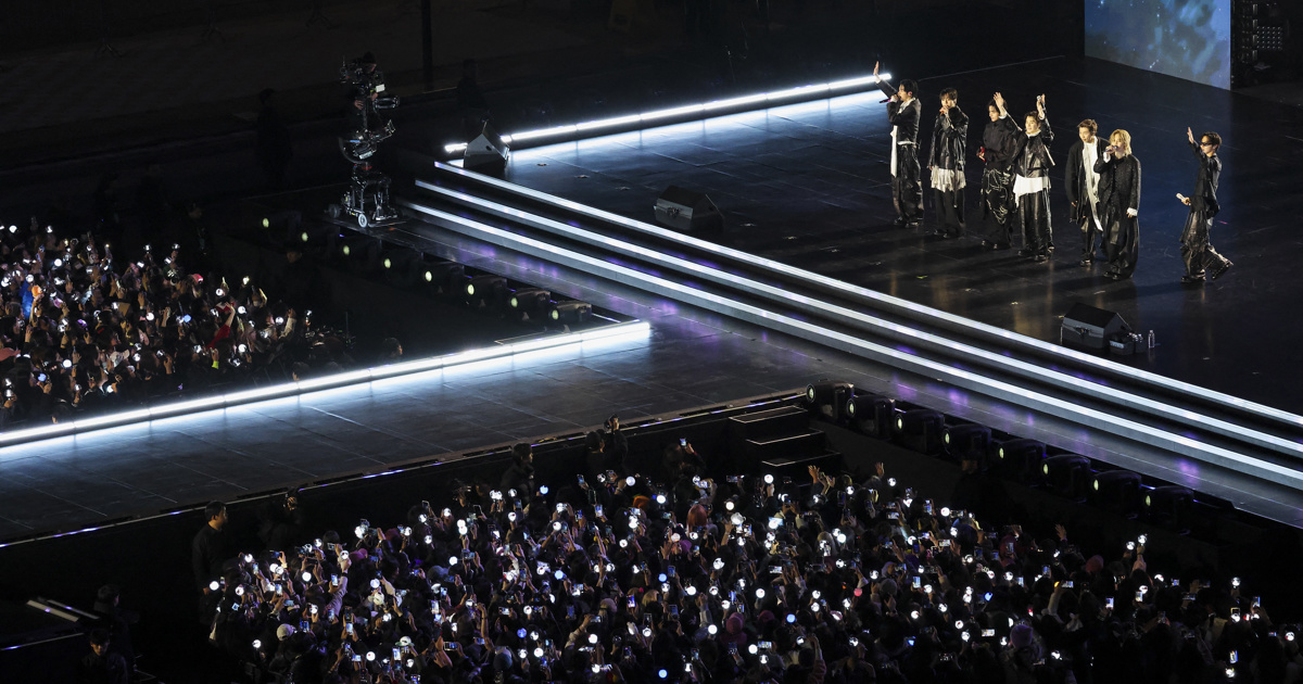 BTS draws over 100,000 fans to Seoul comeback concert: label