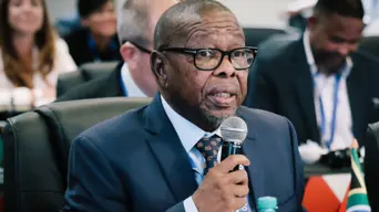 Nzimande calls China a beacon of innovation & modernisation Nzimande calls China a beacon of innovation & modernisation