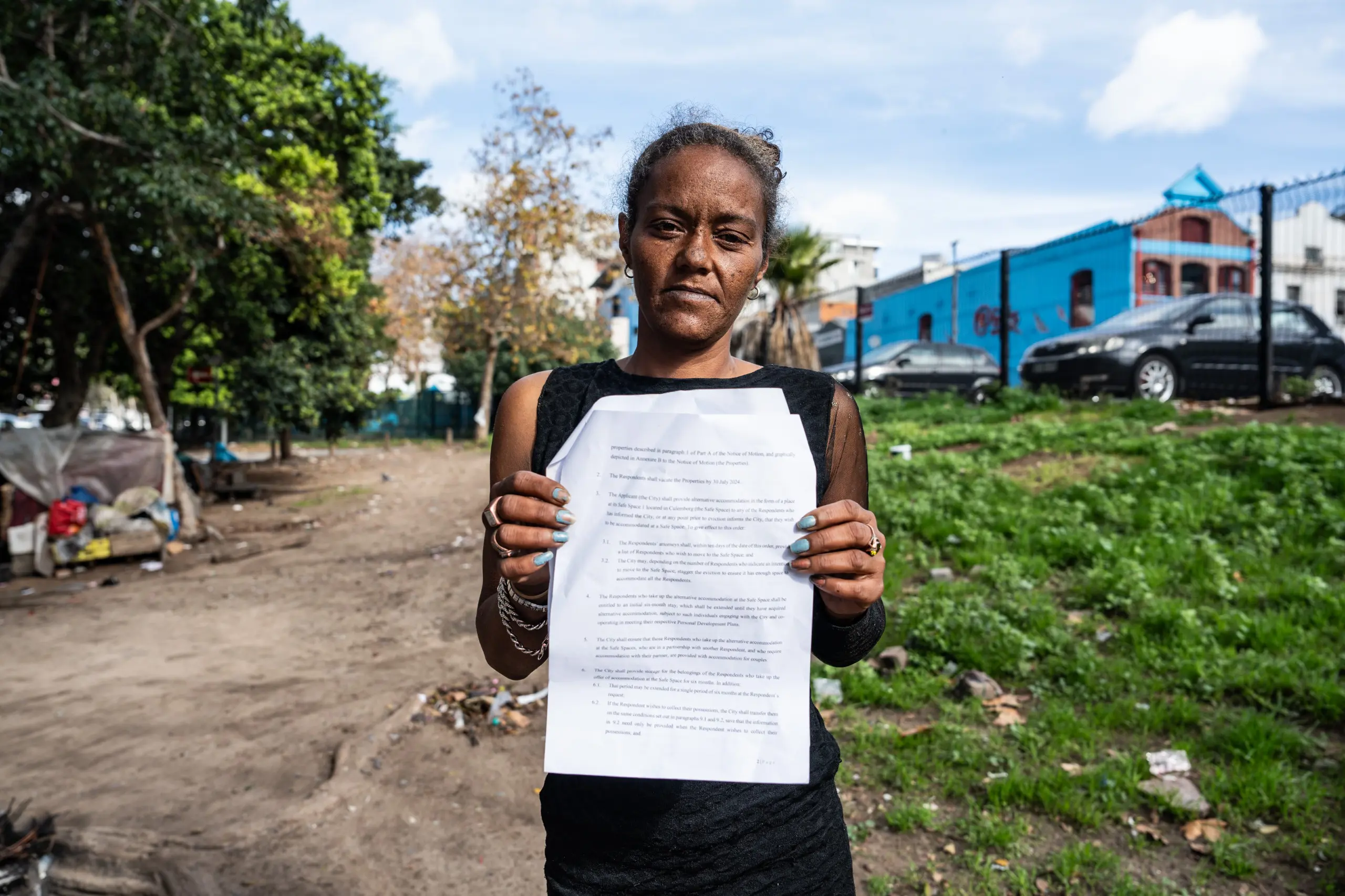 A group of Homeless people living on the Beitengracht Street pavement were served with an order from the Western Cape High Court pending their eviction. Picture: Kayleen Morgan/ Eyewitness News A group of Homeless people living on the Beitengracht Street pavement were served with an order from the Western Cape High Court pending their eviction. Picture: Kayleen Morgan/ Eyewitness News
