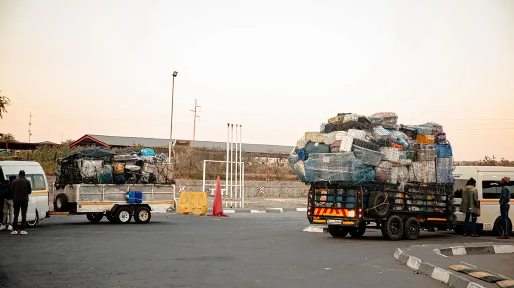 IN PICS: Relative calm at Beitbridge Border Post as thousands leave for Zim