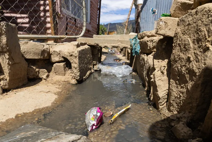 Greywater runs through the streets of Riverview, Citrusdal. Photo: Ashraf Hendricks/GroundUp Greywater runs through the streets of Riverview, Citrusdal. Photo: Ashraf Hendricks/GroundUp