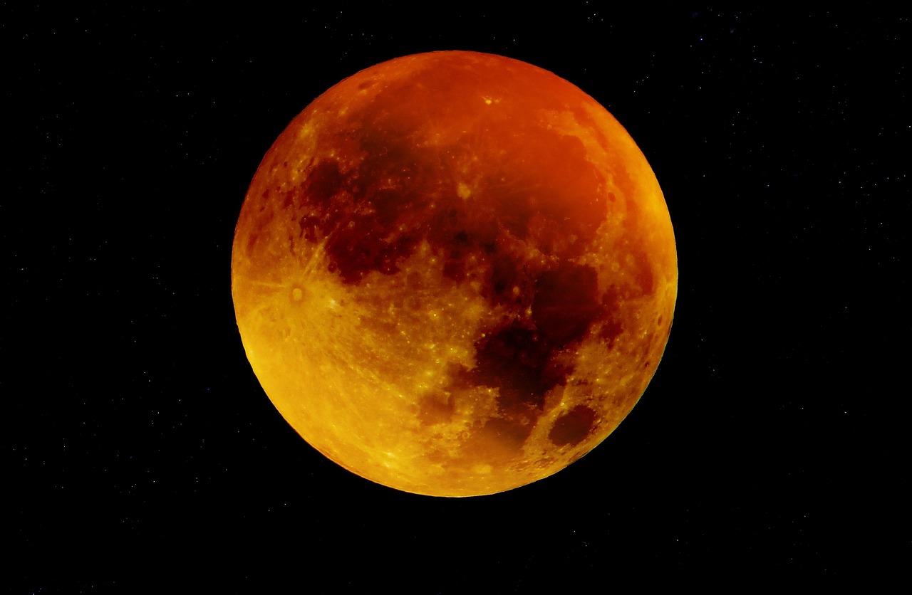moon-963926_1280.jpg?width=