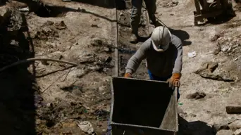 Huge delays in payouts to miners with silicosis and TB Huge delays in payouts to miners with silicosis and TB