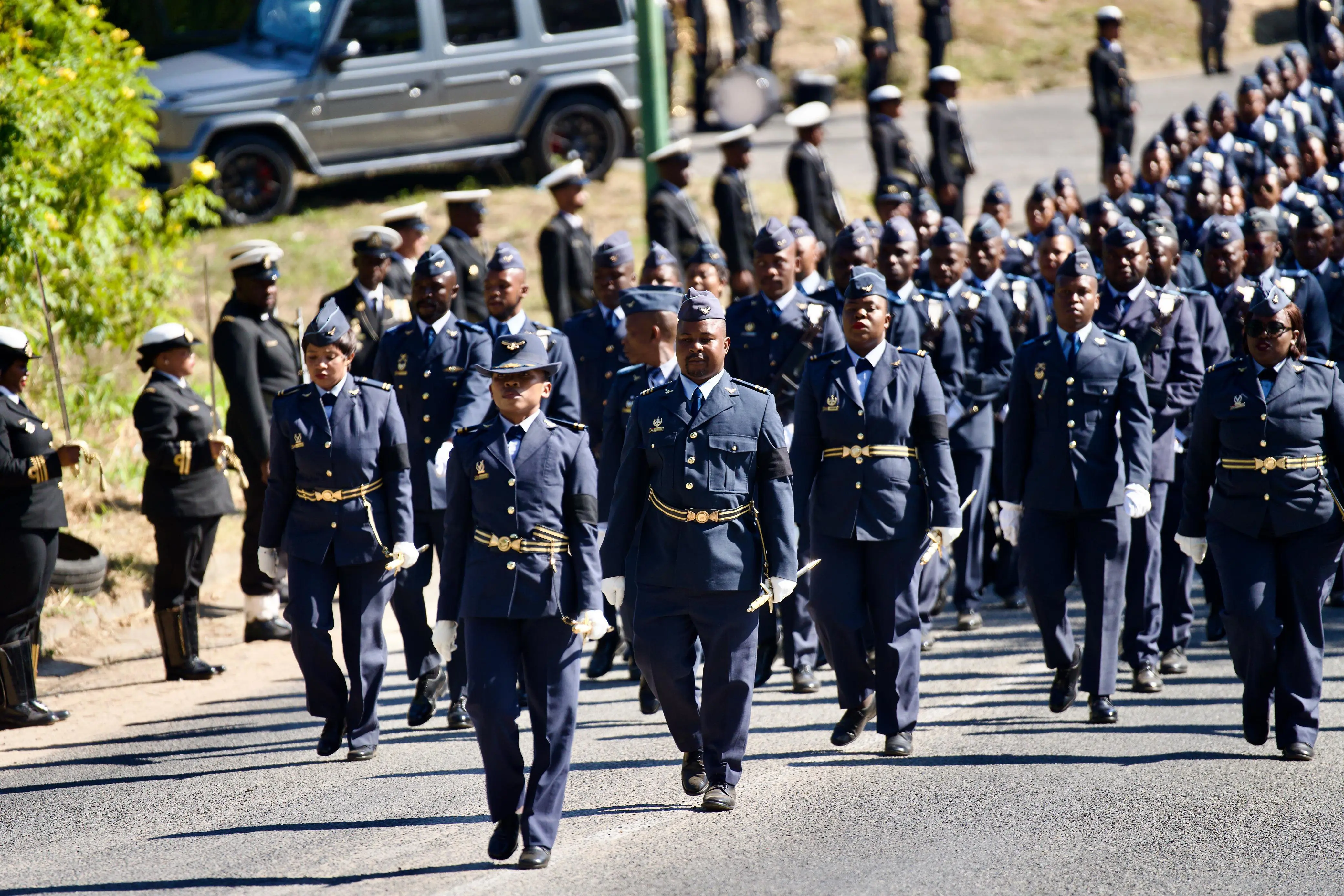 Police escort the body of former Deputy President David Mabuza to his final resting place on 12 July 2025. Picture: Katlego Jiyane/EWN Police escort the body of former Deputy President David Mabuza to his final resting place on 12 July 2025. Picture: Katlego Jiyane/EWN