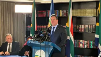 DA threatens no confidence motion against Ramaphosa if he fails to step up fight against corruption DA threatens no confidence motion against Ramaphosa if he fails to step up fight against corruption