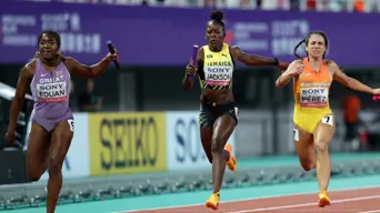 World records shattered at World Athletics Relays as first teams secure Beijing 27 spots World records shattered at World Athletics Relays as first teams secure Beijing 27 spots