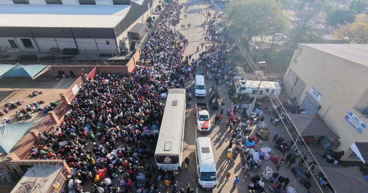 Home Affairs Committee conducts urgent oversight at Musina repatriation centres