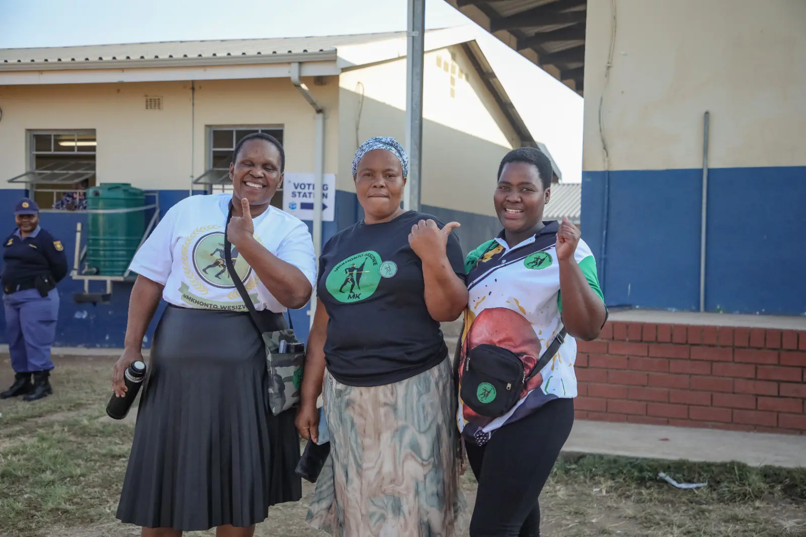 MK Party supporters brandish inked thumbs after voting at Ntolwane Primary School in Nkandla, KwaZulu-Natal on 29 May 2024. Picture: Sphamandla Dlamini/Eyewitness News MK Party supporters brandish inked thumbs after voting at Ntolwane Primary School in Nkandla, KwaZulu-Natal on 29 May 2024. Picture: Sphamandla Dlamini/Eyewitness News