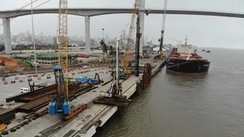 Maputo Port moves record cargo volumes - a blueprint for public-private partnerships at SA's ports? Maputo Port moves record cargo volumes - a blueprint for public-private partnerships at SA's ports?