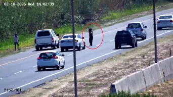 PICS: Chaos erupts on Cape Town's N2 as armed men target motorists PICS: Chaos erupts on Cape Town's N2 as armed men target motorists