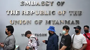 Myanmar citizens head to early polls in Bangkok Myanmar citizens head to early polls in Bangkok