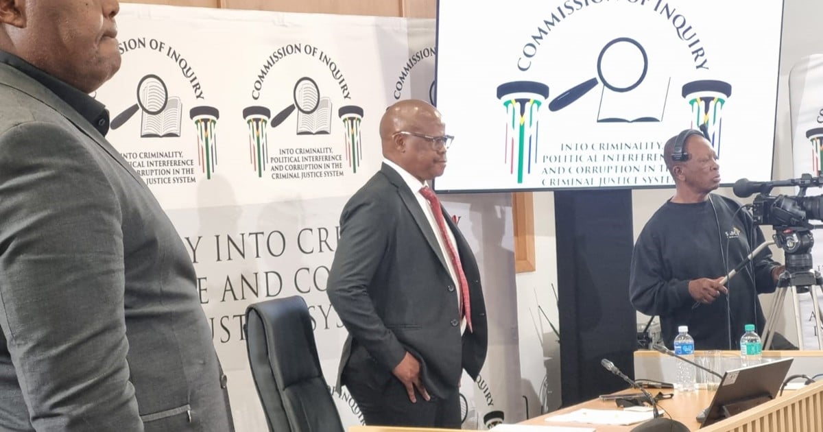 oe Sibanyoni takes issue with questions about alleged extortion involvement