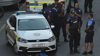 Cape Town to deploy more than 700 new metro police officers Cape Town to deploy more than 700 new metro police officers