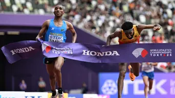 First-ever Tanzanian gold as Simbu dips past Petros in world marathon First-ever Tanzanian gold as Simbu dips past Petros in world marathon