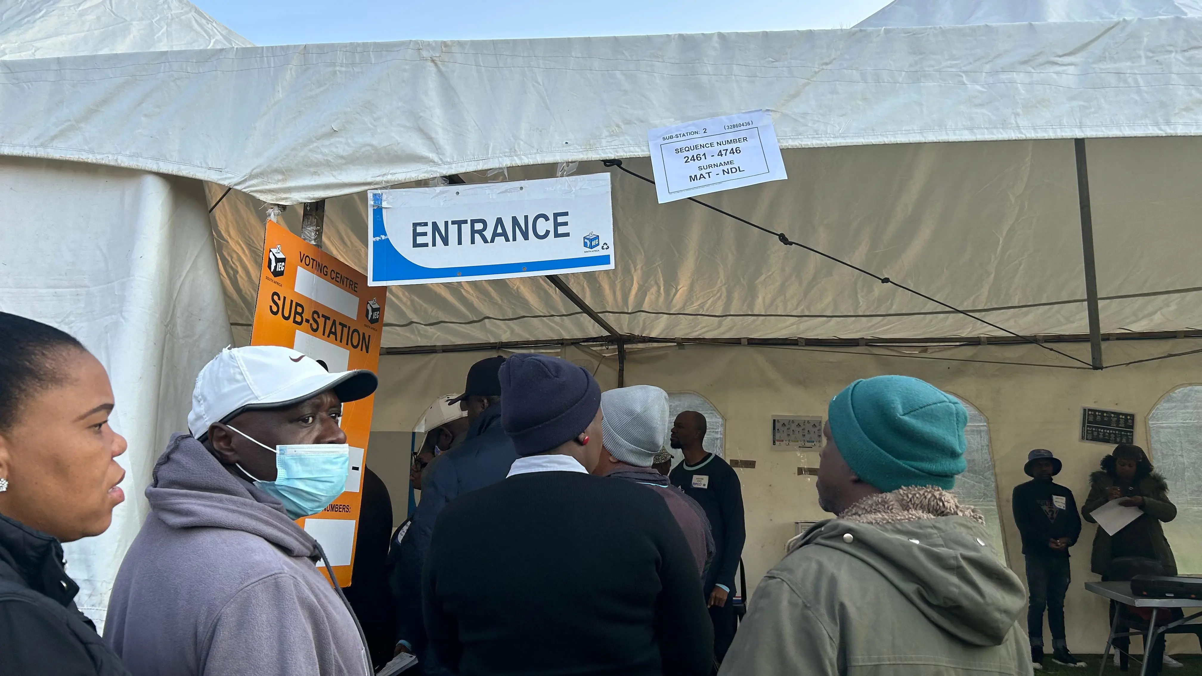 Voters queue in Joubert Park, Johannesburg to cast their ballots on 29 May 2024. Picture: Kayleen Morgan/Eyewitness News Voters queue in Joubert Park, Johannesburg to cast their ballots on 29 May 2024. Picture: Kayleen Morgan/Eyewitness News