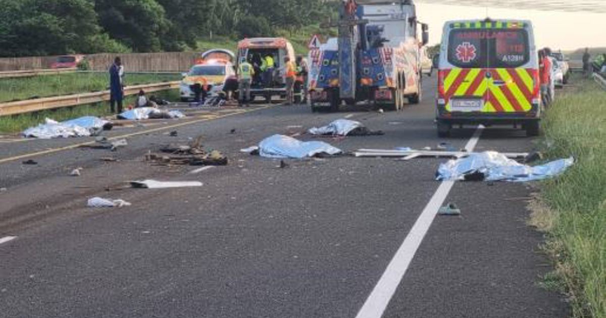 UPDATE: 8 people, mostly mothers, die in KZN crash on Mother's Day