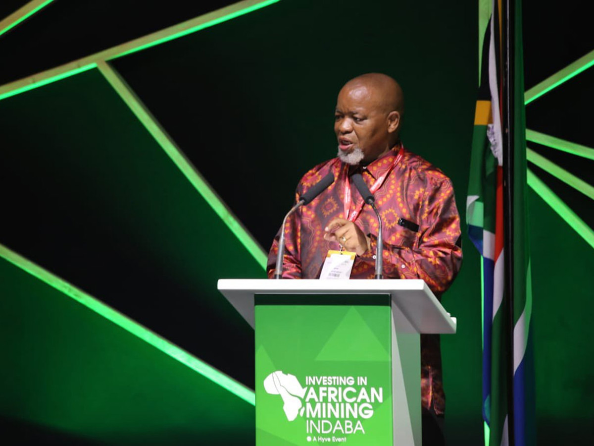 Mantashe lauds mining industry for its transformation efforts - Vimarsana News