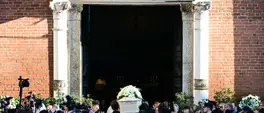 Churches full as Italy mourns its Swiss fire dead Churches full as Italy mourns its Swiss fire dead