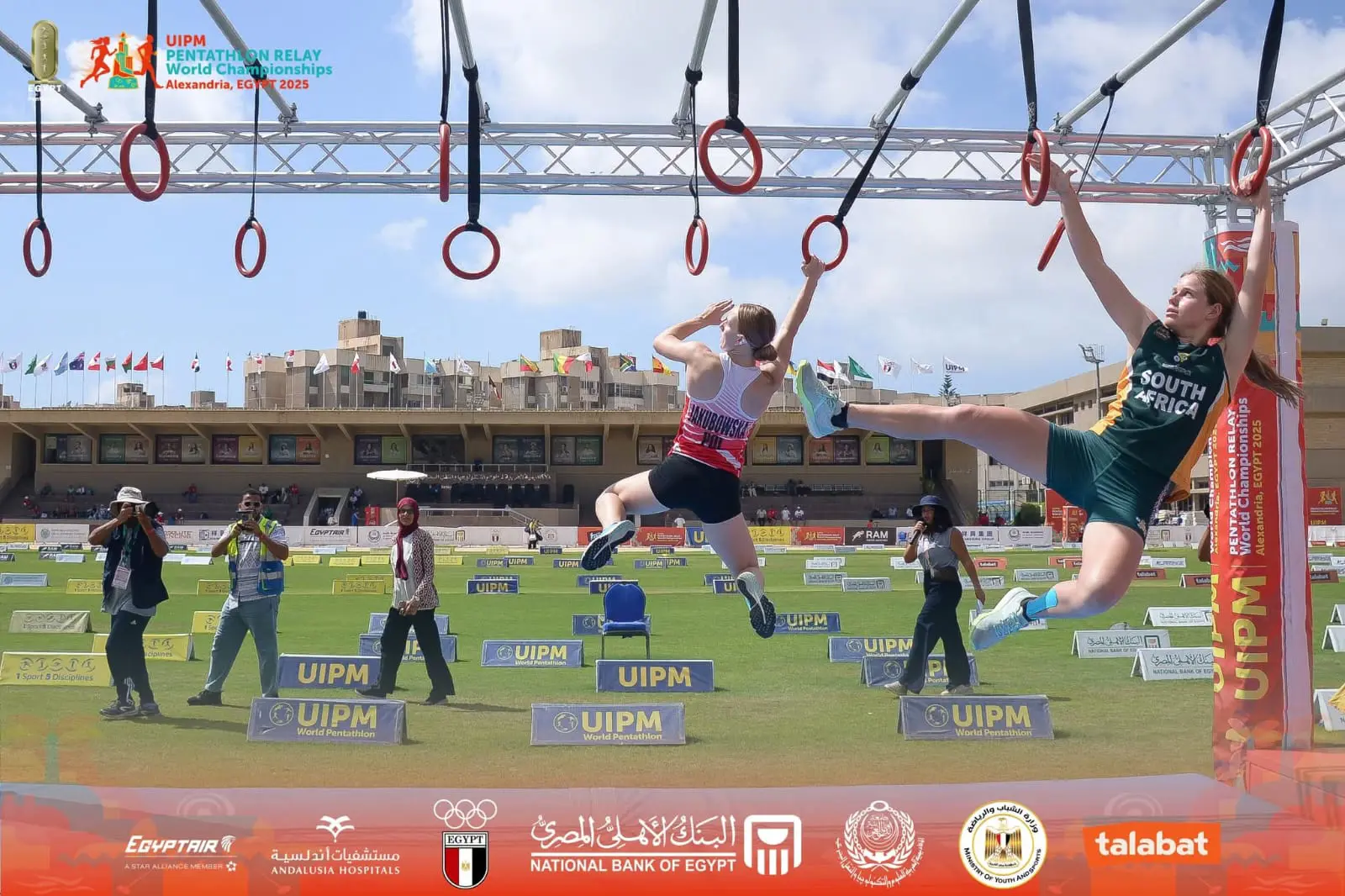 Pentathlete Kari Hillebrand competing in the obstacle course for South Africa at the U19 mixed relay event at the U19 World Pentathlon Relay Championships in Egypt. Picture: uipmworld.org. Pentathlete Kari Hillebrand competing in the obstacle course for South Africa at the U19 mixed relay event at the U19 World Pentathlon Relay Championships in Egypt. Picture: uipmworld.org.