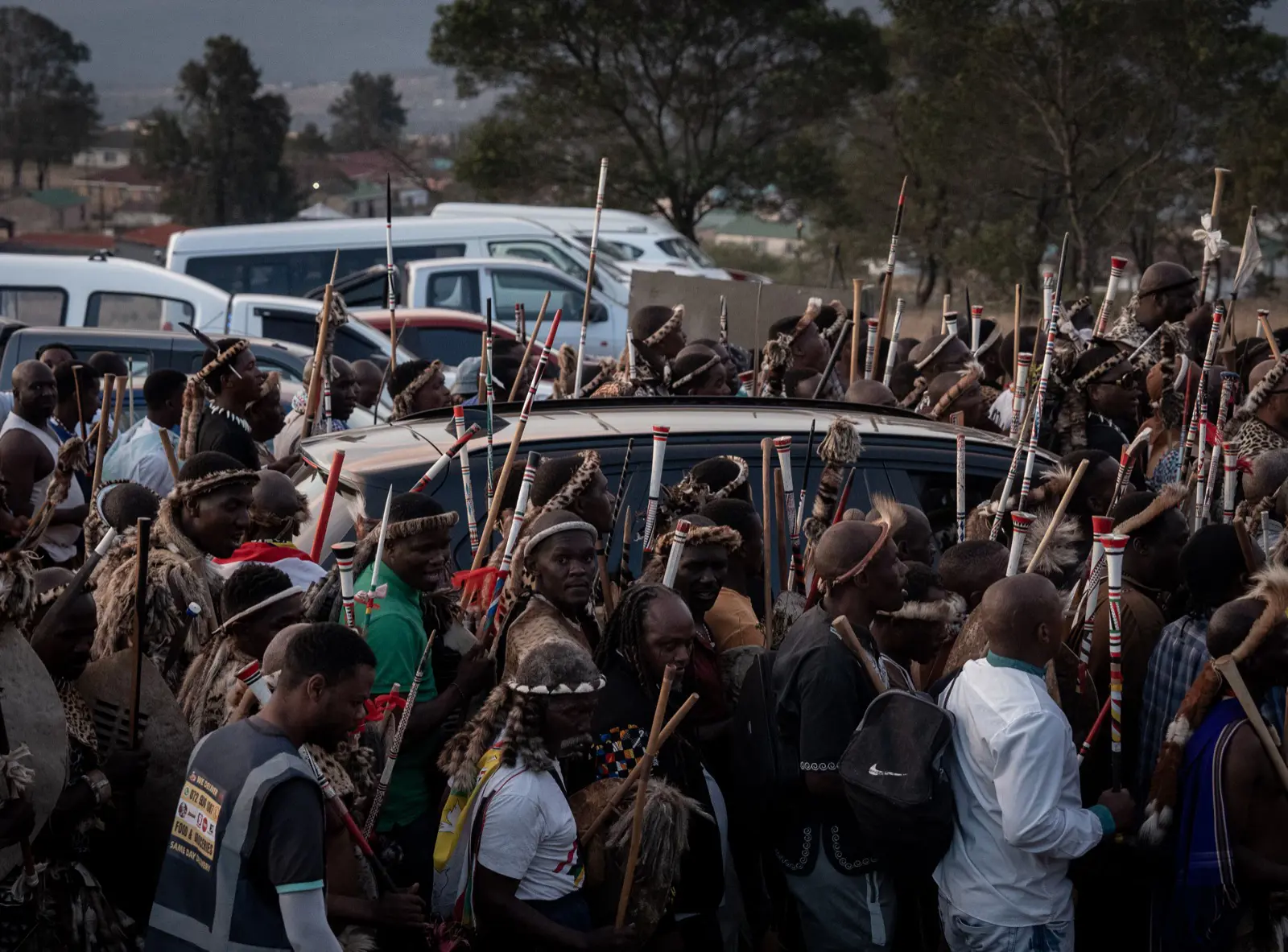 A photo taken on 15 September 2023 in Ulundi as Amabutho, together with IFP supporters and Ulundi residents escorted Prince Mangosuthu Buthelezi's remains to his kwaPhindangene residence for the last time. Picture: Xanderleigh Dookey Makhaza/Eyewitness News A photo taken on 15 September 2023 in Ulundi as Amabutho, together with IFP supporters and Ulundi residents escorted Prince Mangosuthu Buthelezi's remains to his kwaPhindangene residence for the last time. Picture: Xanderleigh Dookey Makhaza/Eyewitness News