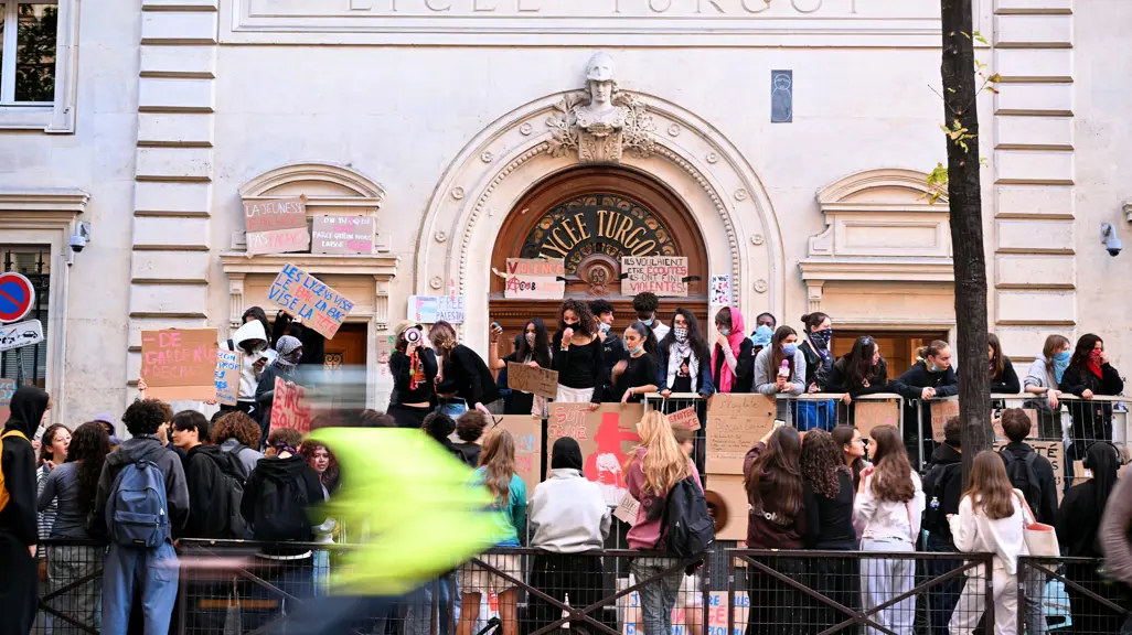 Paris Weather In September Tens of thousands expected in Paris for high school protests