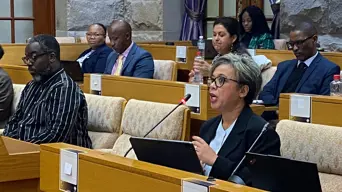 Transnet battling to cover debt, improve operational performance Transnet battling to cover debt, improve operational performance