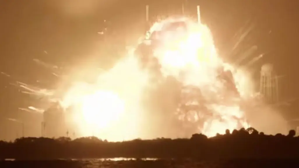 Bezos Exploding Rocket WATCH: Jeff Bezos' Blue Origin rocket explodes during test firing