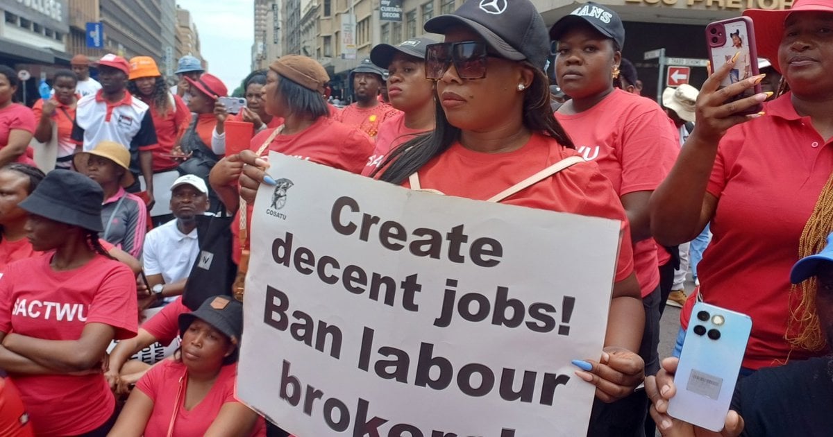 COSATU slams City of Cape Town's increased municipal tariffs