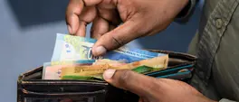 SA salaries rise for sixth straight month as job market strengthens (slightly) - index SA salaries rise for sixth straight month as job market strengthens (slightly) - index