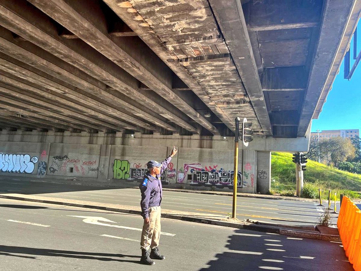 JMPD urges M1 highway motorists to use alternative routes after tunnel fire - Vimarsana News