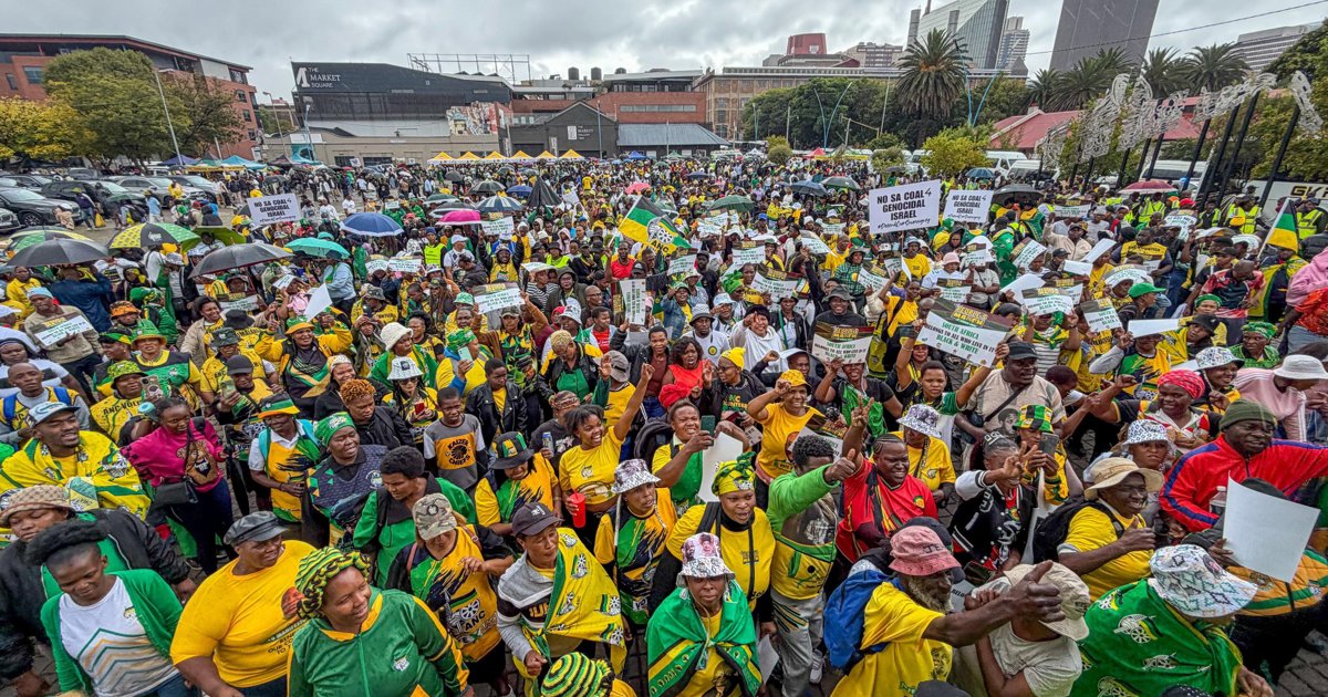 South Africans march for 'sovereignty' after US pressure