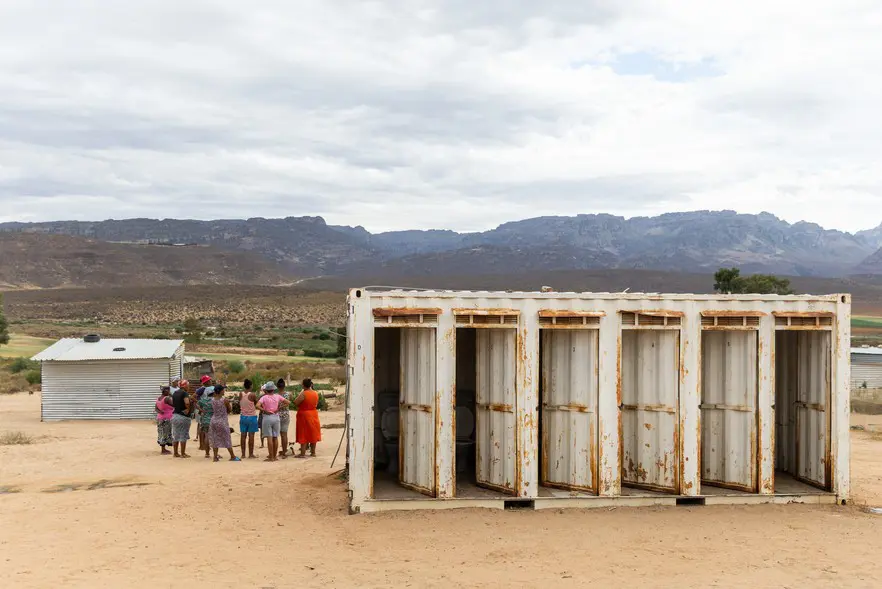 The municipality provided the residents of Sandkamp, on the outskirts of Khayelitsha in Clanwilliam, with toilets. Without electricity, the toilets are unlit and unsafe at night. Photo: Ashraf Hendricks/GroundUp The municipality provided the residents of Sandkamp, on the outskirts of Khayelitsha in Clanwilliam, with toilets. Without electricity, the toilets are unlit and unsafe at night. Photo: Ashraf Hendricks/GroundUp
