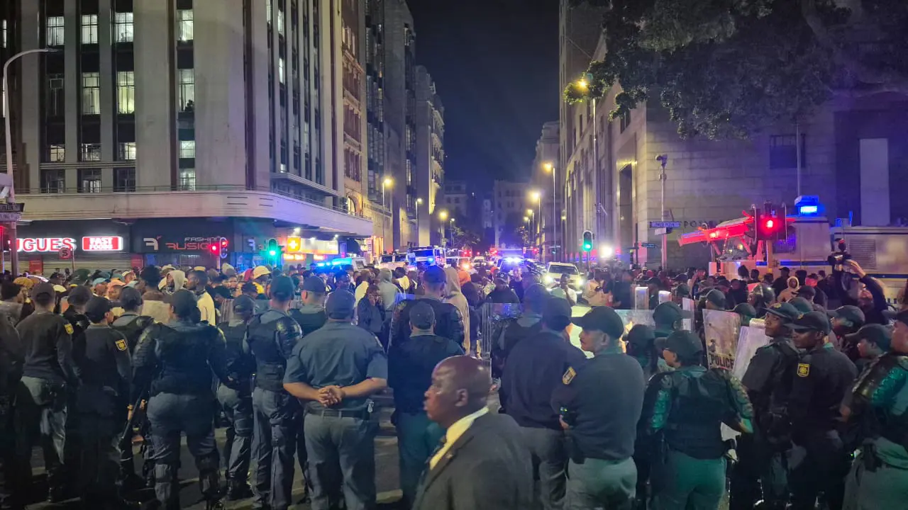 Chaos erupted outside Cape Town's City Hall after President Cyril Ramaphosa's State of the Nation Address (SONA) on Thursday, 12 February 2026, as Cape Peninsula University of Technology (CPUT) students protested over a shortage of accommodation. Picture: Ntokozo Khumalo/EWN. Chaos erupted outside Cape Town's City Hall after President Cyril Ramaphosa's State of the Nation Address (SONA) on Thursday, 12 February 2026, as Cape Peninsula University of Technology (CPUT) students protested over a shortage of accommodation. Picture: Ntokozo Khumalo/EWN.